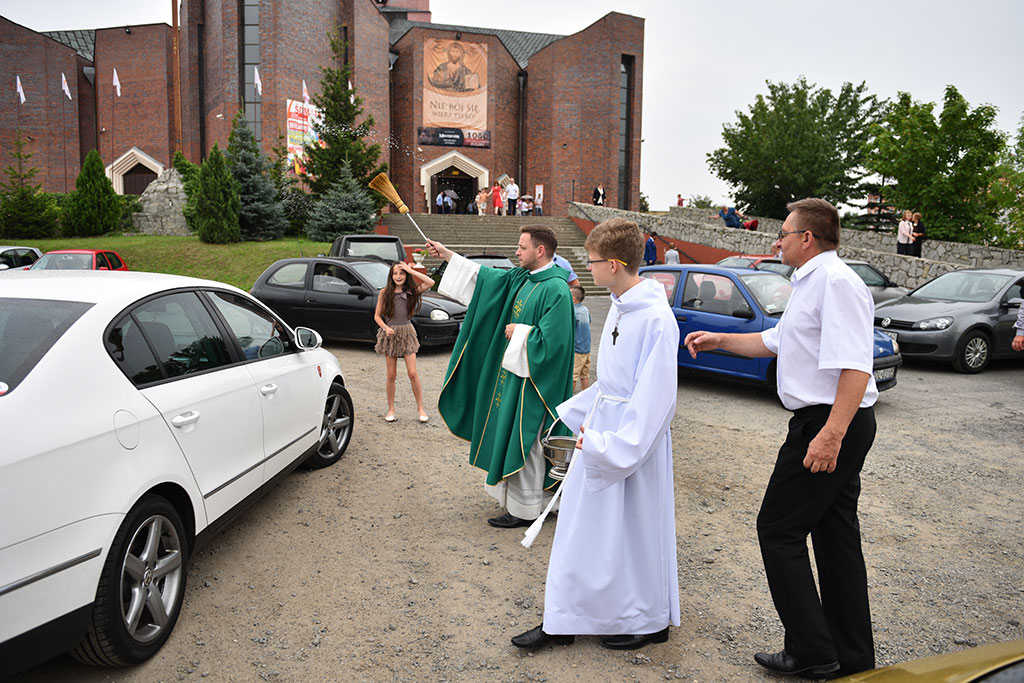 Święcenie samochodów w przeddzień Świętego Krzysztofa