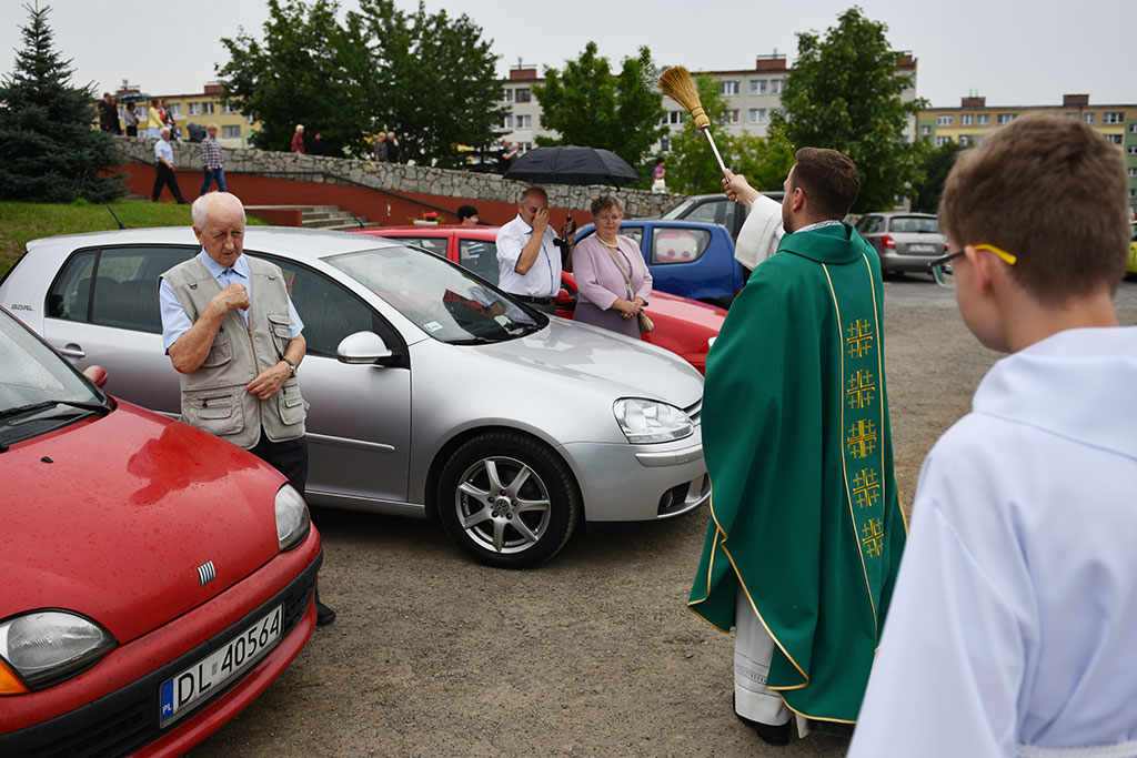 Święcenie samochodów w przeddzień Świętego Krzysztofa