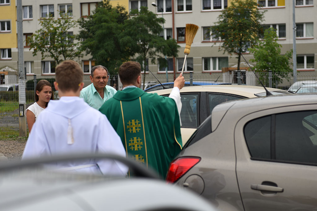 Święcenie samochodów w przeddzień Świętego Krzysztofa