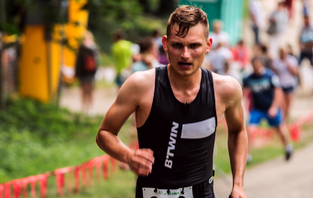 Legniccy twardziele walczyli na trasie triathlonu w Sławie