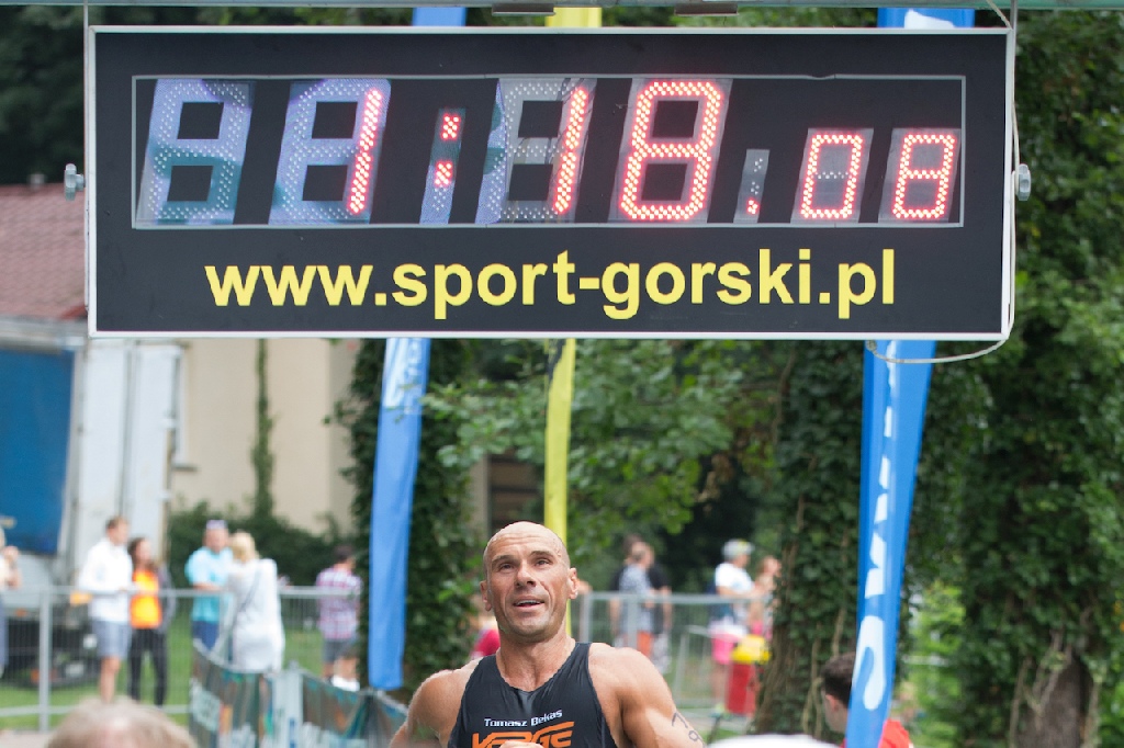 Legniccy twardziele walczyli na trasie triathlonu w Sławie