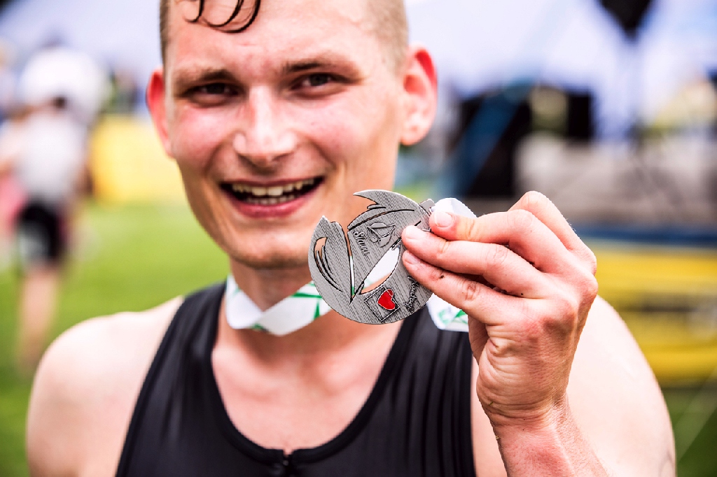 Legniccy twardziele walczyli na trasie triathlonu w Sławie