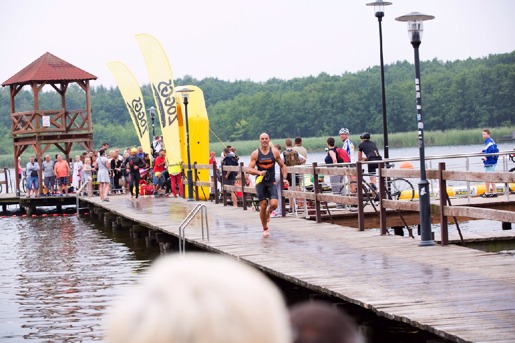 Legniccy twardziele walczyli na trasie triathlonu w Sławie