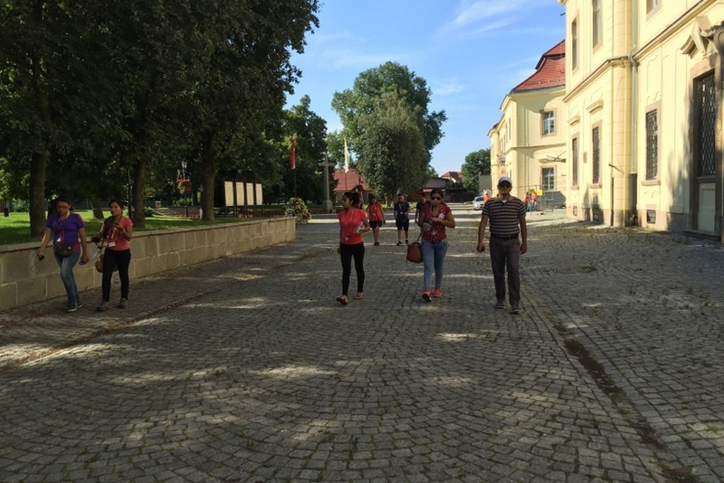 Peruwiańscy pielgrzymi odwiedzili Legnickie Pole w drodze na ŚDM
