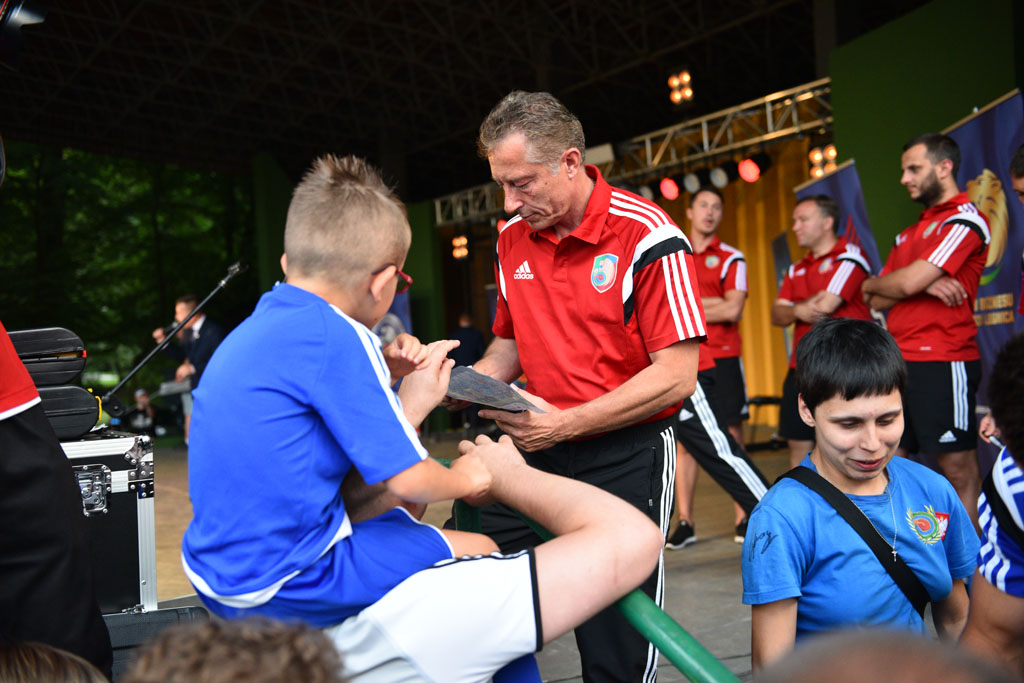 Miedź Legnica świętowała z kibicami swoje 45. urodziny