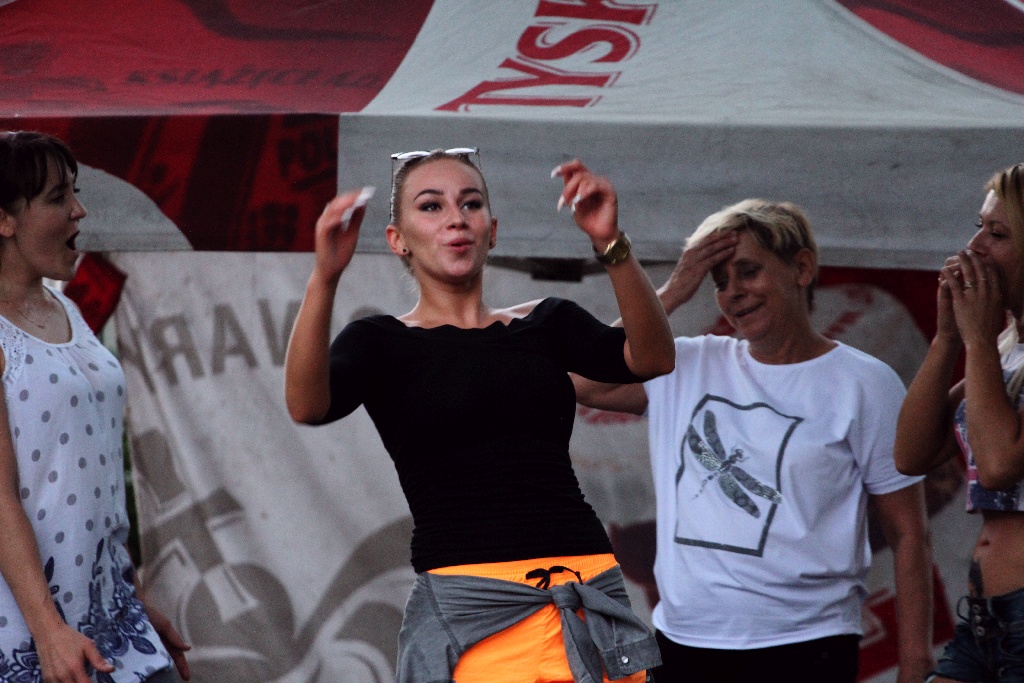W Jezierzanach odbyła się druga edycja pływających lampionów