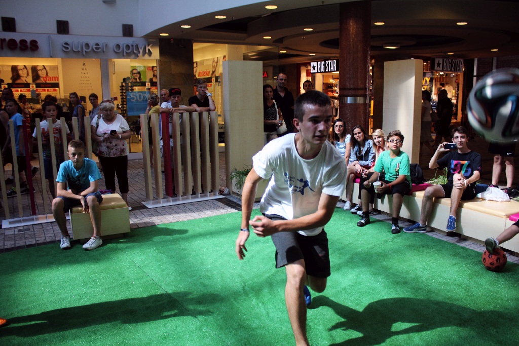 Rozdaniem pucharów zakończył FreestyleBros Cup w Galerii Piastów