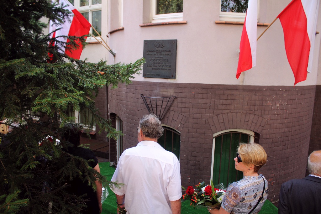 Legniczanie oddali hołd uczestnikom Powstania Warszawskiego