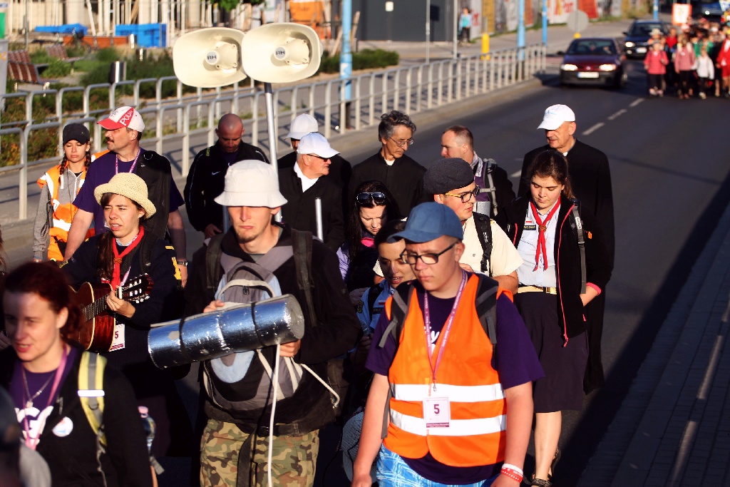 Legnicka piesza pielgrzymka wyruszyła na Jasną Górę
