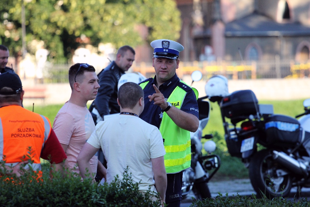 Legnicka piesza pielgrzymka wyruszyła na Jasną Górę
