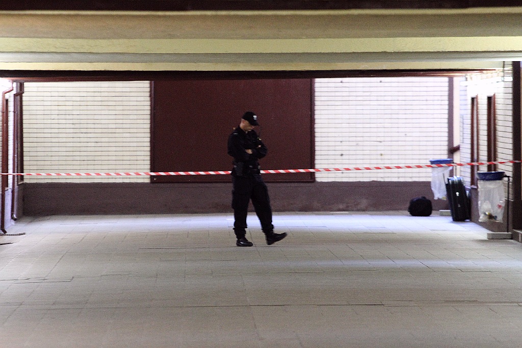 Policja sprawdza podejrzane bagaże pozostawione na dworcu PKP