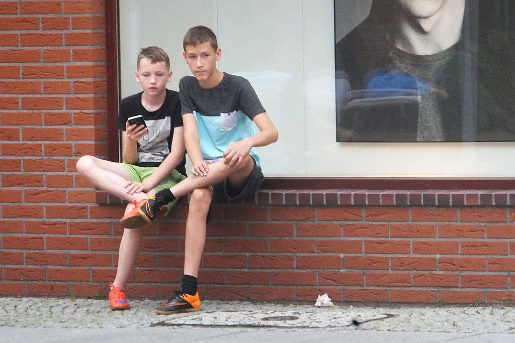 Wielkie polowanie na Pokemony w okolicach Galerii Piastów