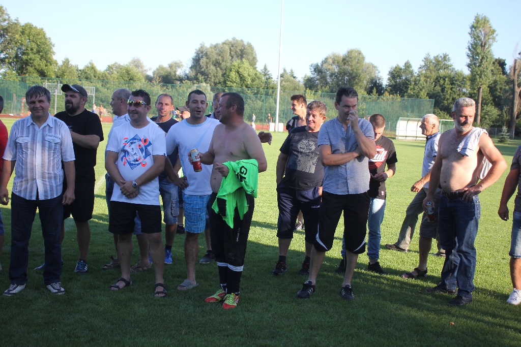 Iskra Kochlice zwyciężyła w turnieju oldbojów w Bieniowicach