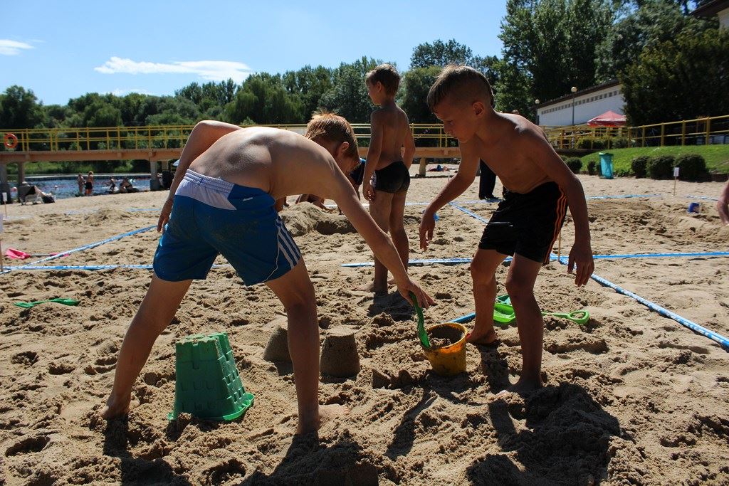Na legnickim Kormoranie tworzyli wspaniałe rzeźby z piasku