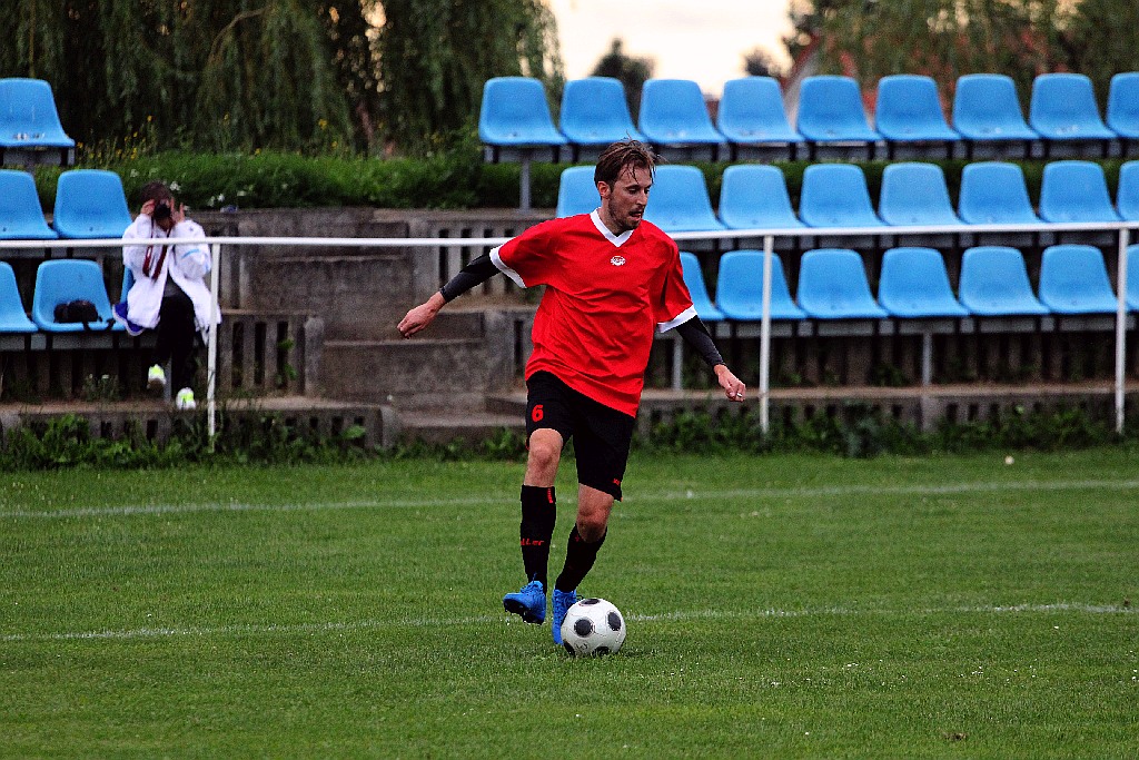 Ikar Miłogostowice - Grom Gromadzyń-Wielowieś 0:1 (0:0)