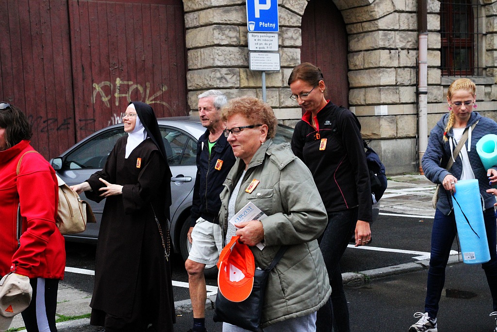 Ponad pięćdziesięciu pielgrzymów wyruszyło do Krzeszowa