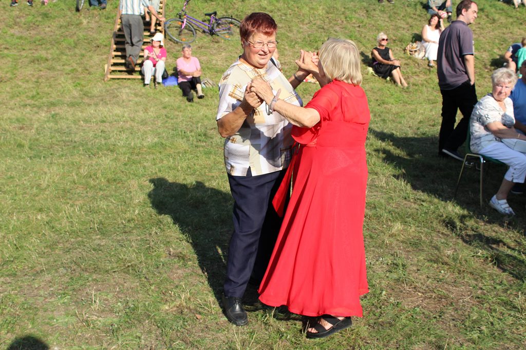 Antonina Karpuła nowym mistrzem Legnicy w lepieniu pierogów