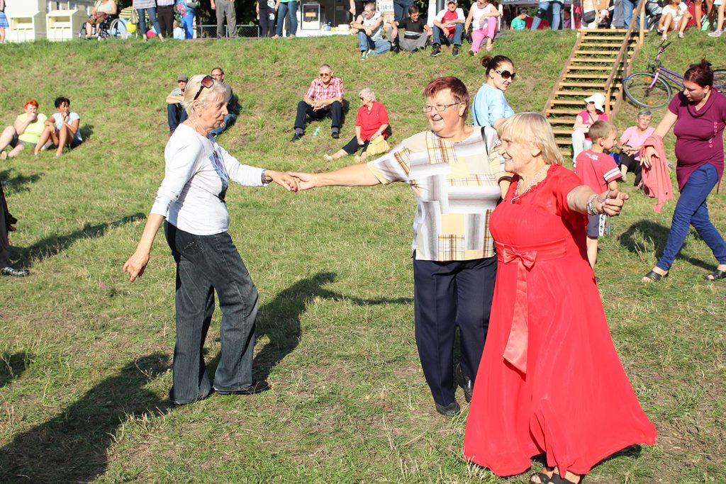 Antonina Karpuła nowym mistrzem Legnicy w lepieniu pierogów
