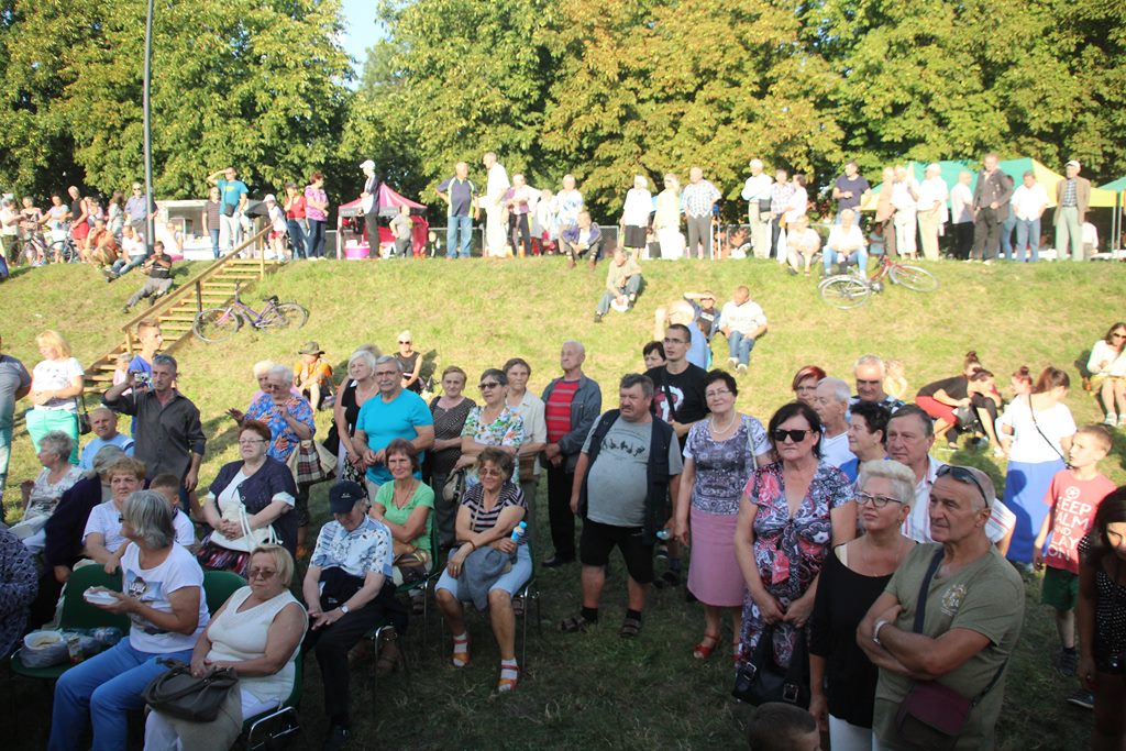 Antonina Karpuła nowym mistrzem Legnicy w lepieniu pierogów