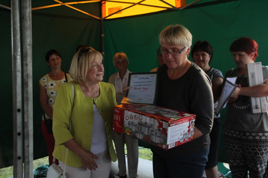 Antonina Karpuła nowym mistrzem Legnicy w lepieniu pierogów