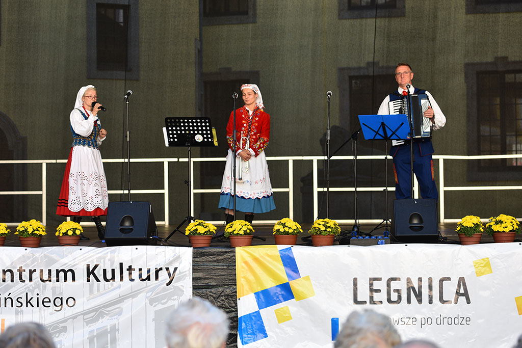 Poznawali swoich sąsiadów zza miedzi(- y). Festiwal Kultur