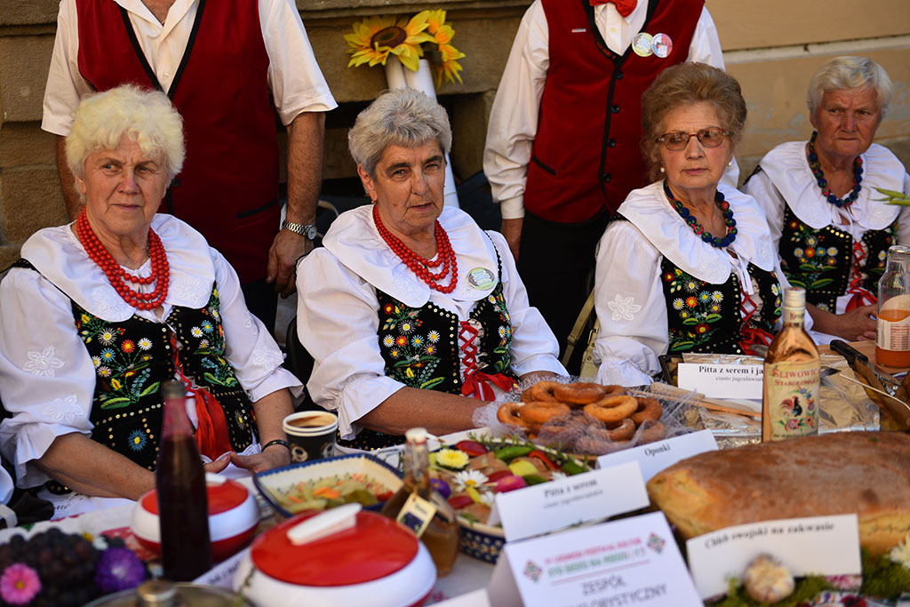 Poznawali swoich sąsiadów zza miedzi(- y). Festiwal Kultur