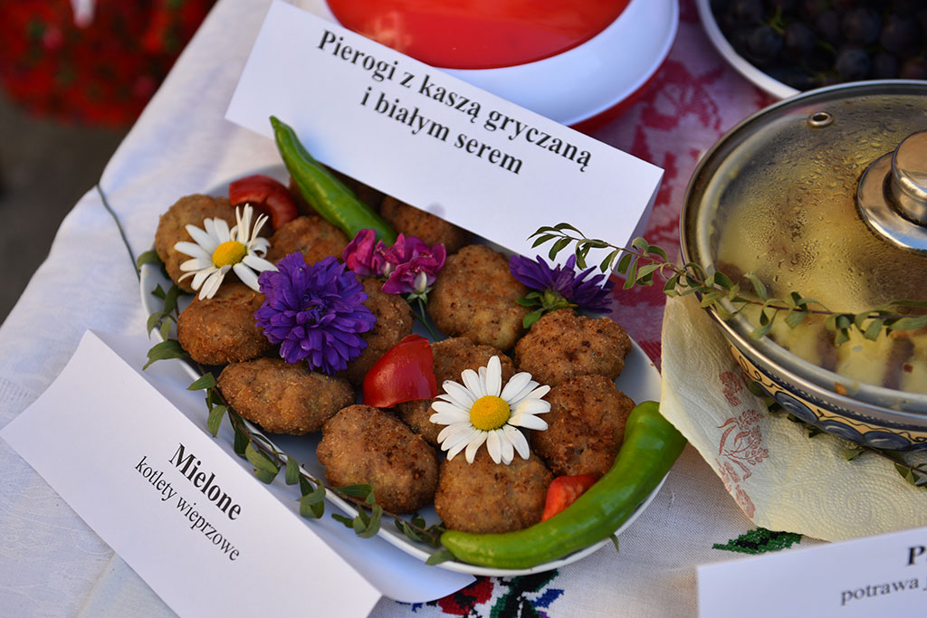 Poznawali swoich sąsiadów zza miedzi(- y). Festiwal Kultur