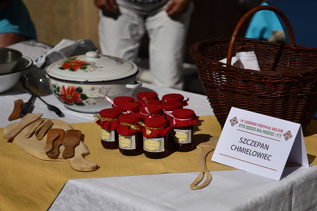 Poznawali swoich sąsiadów zza miedzi(- y). Festiwal Kultur