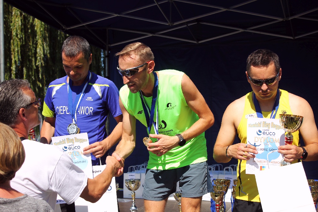 Oni byli najlepsi w Kunickim Biegu Reggae. Fotorelacja z podium