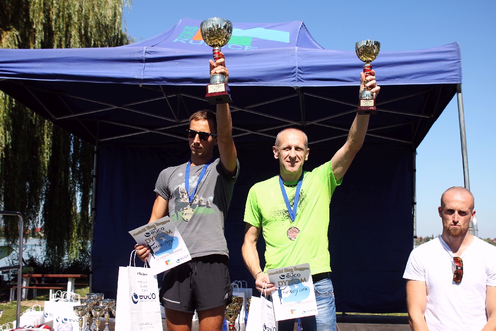 Oni byli najlepsi w Kunickim Biegu Reggae. Fotorelacja z podium