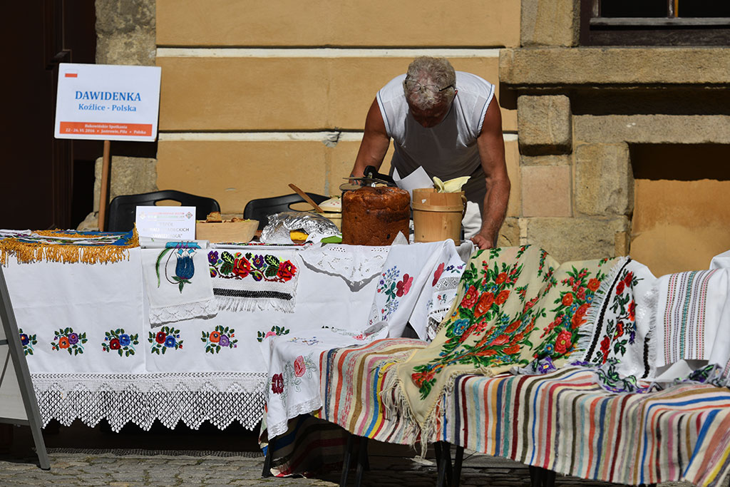 Poznawali swoich sąsiadów zza miedzi(- y). Festiwal Kultur