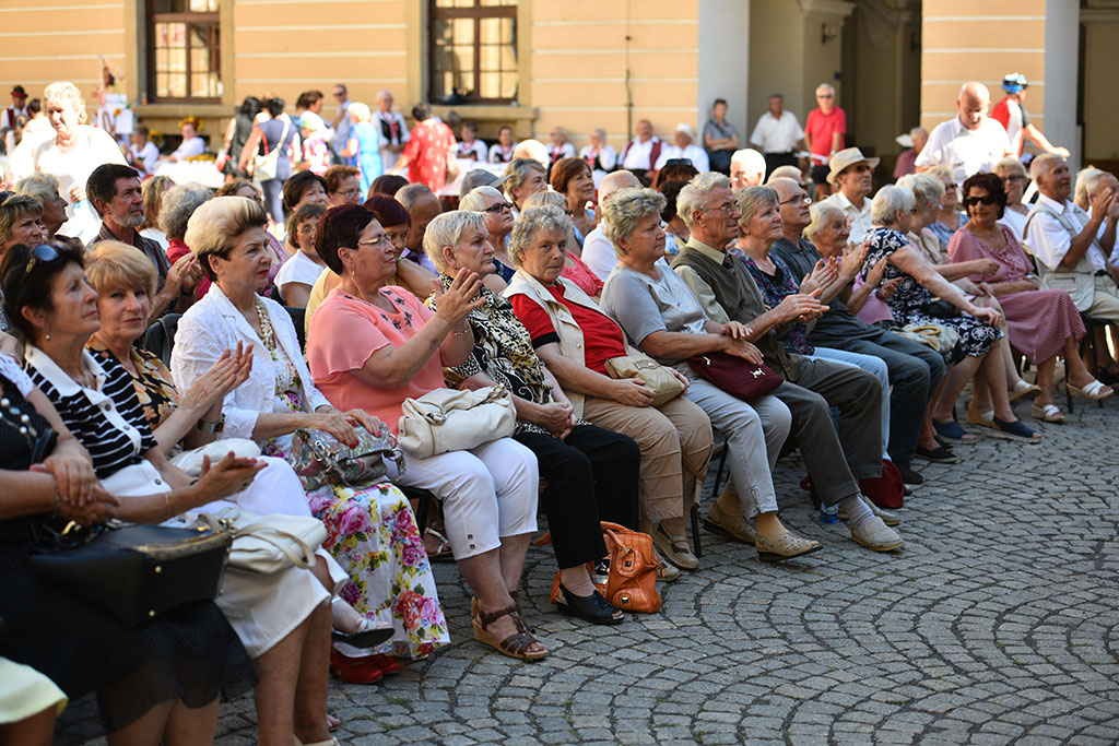 Poznawali swoich sąsiadów zza miedzi(- y). Festiwal Kultur