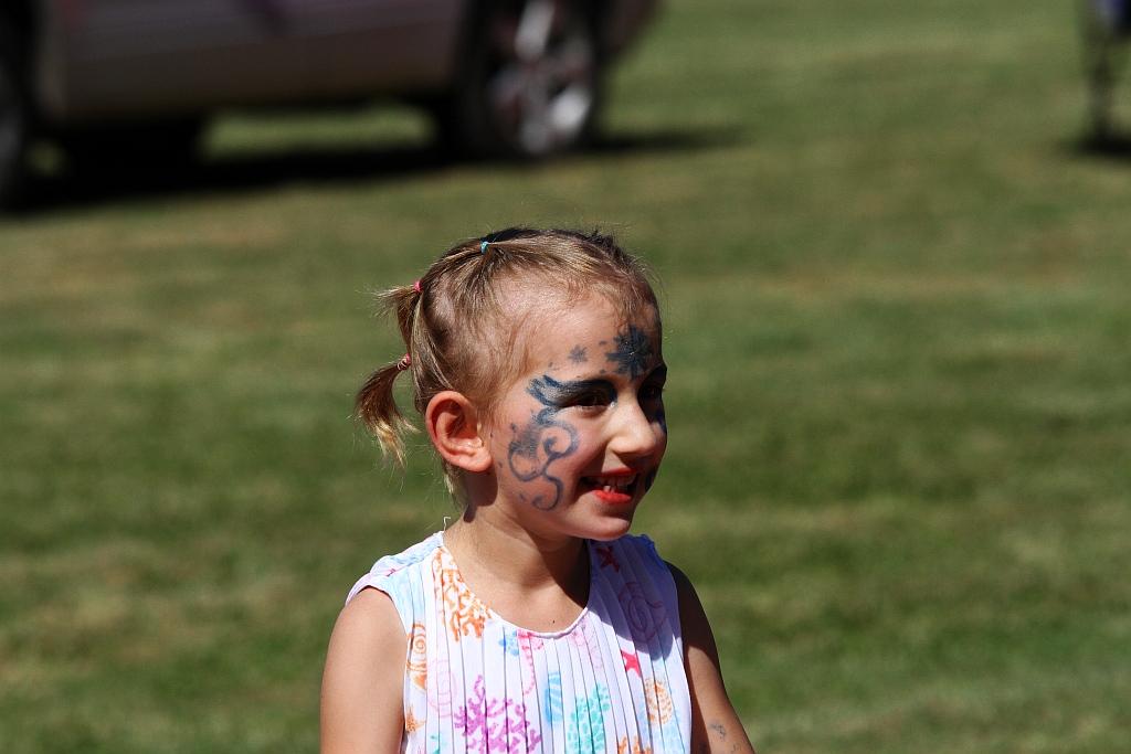 Mieszkańcy gminy Ruja bawią sie na dożynkach w Tyńcu