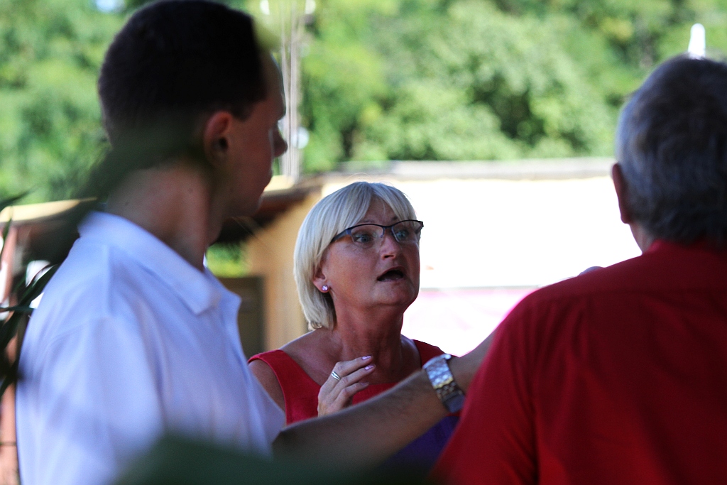 Mieszkańcy gminy Ruja bawią sie na dożynkach w Tyńcu