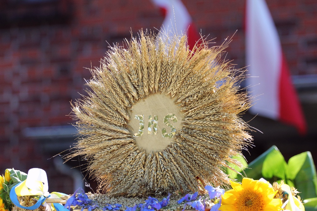 Mieszkańcy gminy Miłkowice celebrują święto doroczne plonów