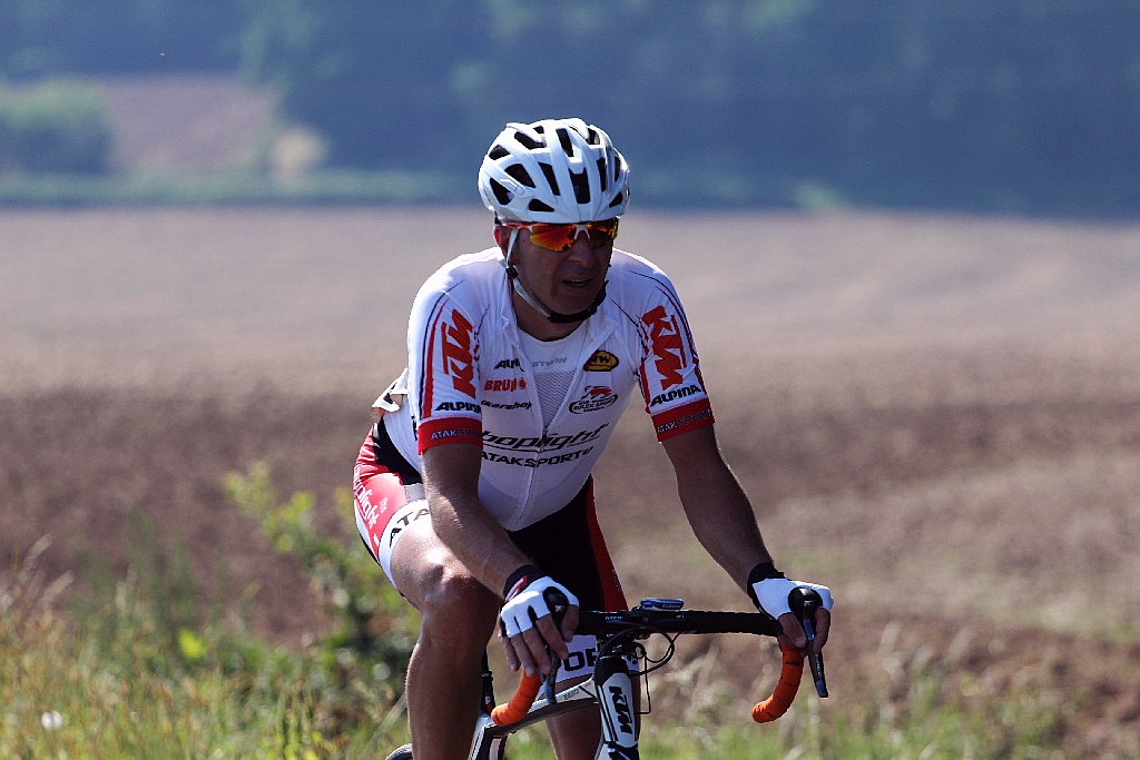 Po szosach wokół Krotoszyc ścigał się kolarski peleton