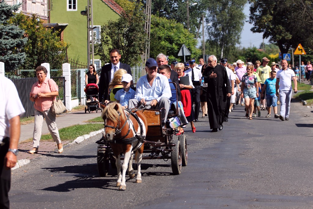 Mieszkańcy gminy Miłkowice celebrują święto doroczne plonów