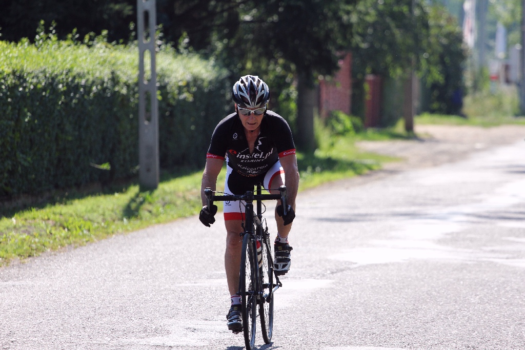 Po szosach wokół Krotoszyc ścigał się kolarski peleton