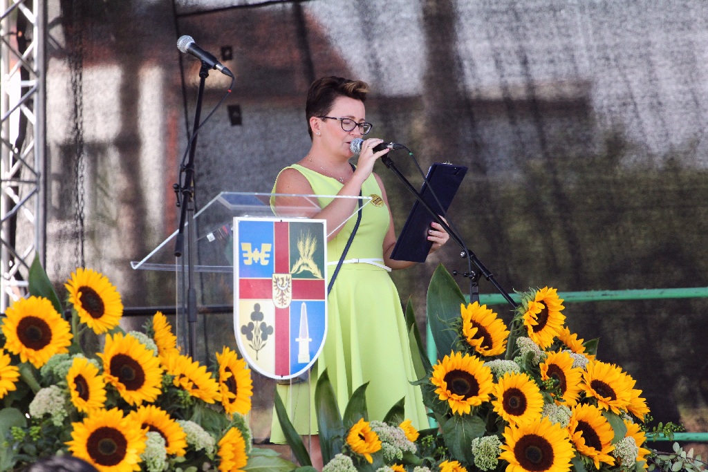 Mieszkańcy gminy Miłkowice celebrują święto doroczne plonów