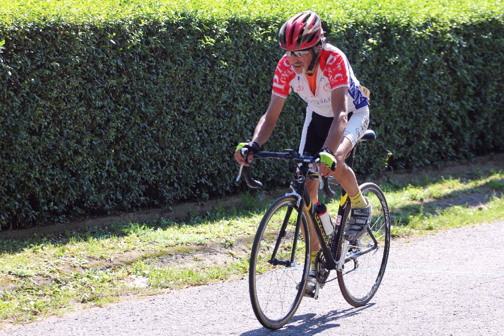 Po szosach wokół Krotoszyc ścigał się kolarski peleton