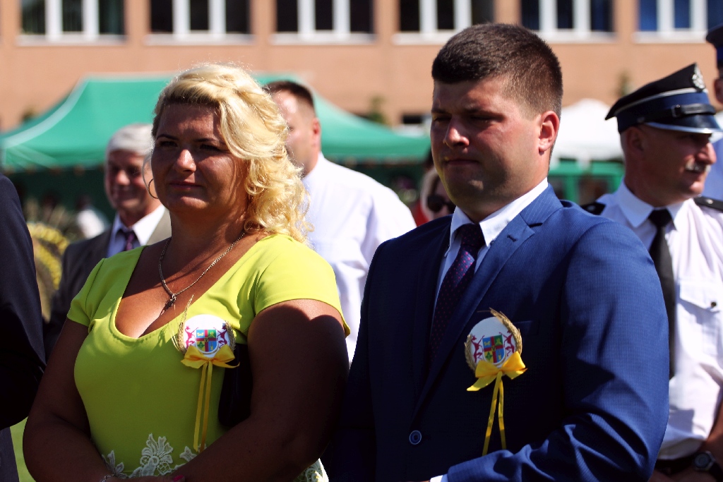Mieszkańcy gminy Miłkowice celebrują święto doroczne plonów