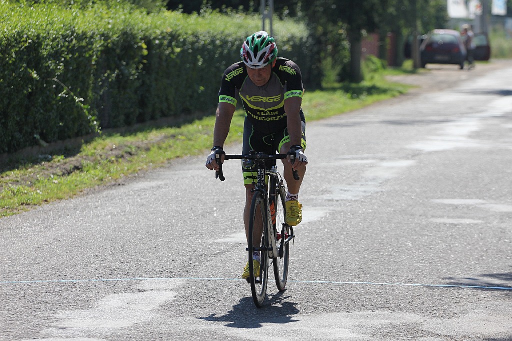 Po szosach wokół Krotoszyc ścigał się kolarski peleton