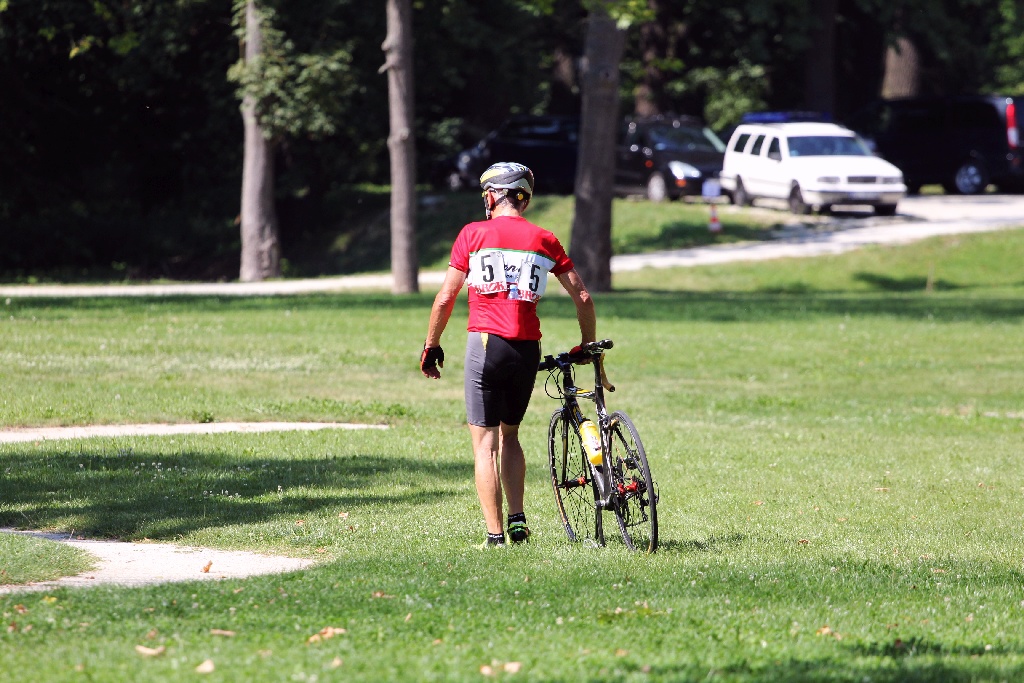 Po szosach wokół Krotoszyc ścigał się kolarski peleton