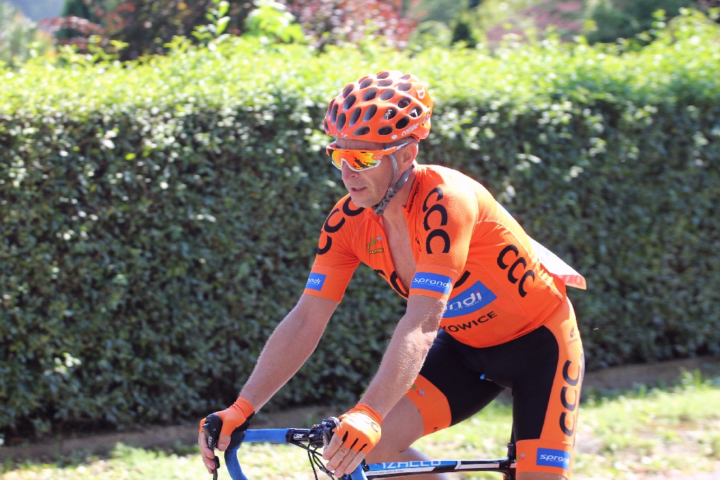 Po szosach wokół Krotoszyc ścigał się kolarski peleton