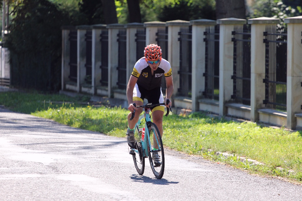Po szosach wokół Krotoszyc ścigał się kolarski peleton
