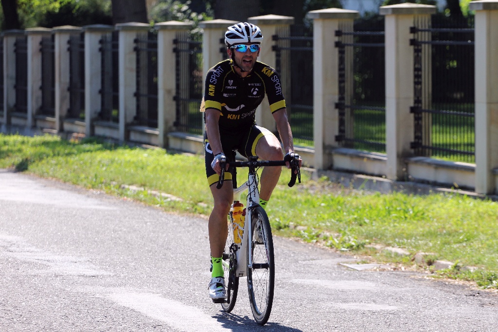 Po szosach wokół Krotoszyc ścigał się kolarski peleton
