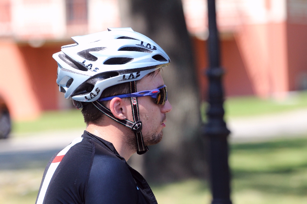 Po szosach wokół Krotoszyc ścigał się kolarski peleton
