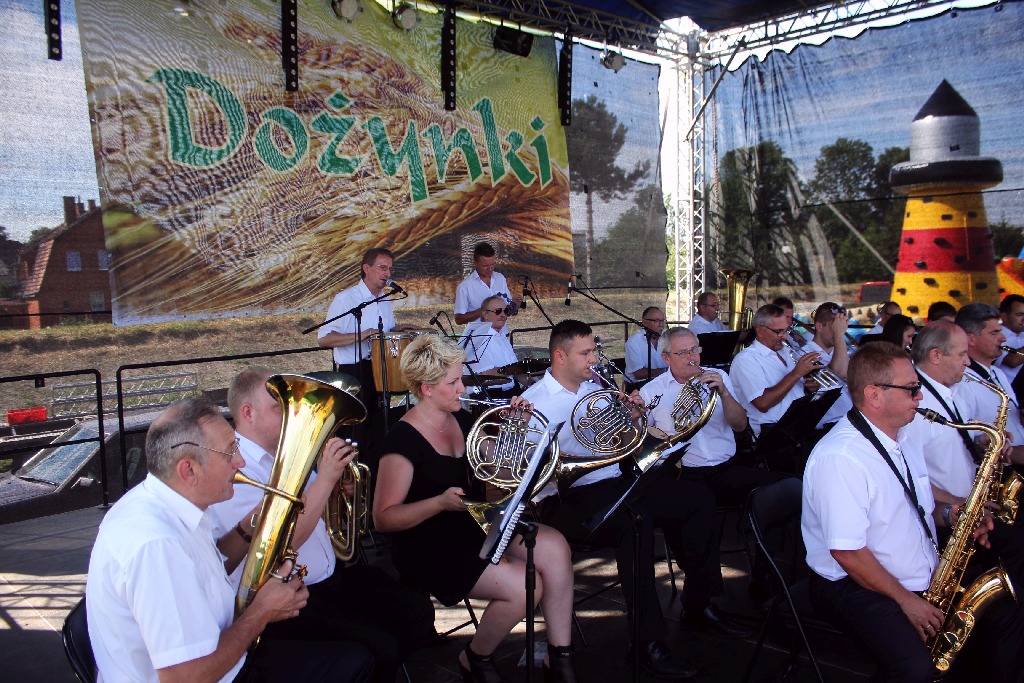 Mieszkańcy gminy Miłkowice celebrują święto doroczne plonów