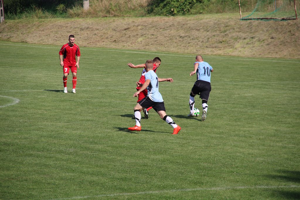 Błękitni Koskowice nadal bez zwycięstwa. Sparta za mocna