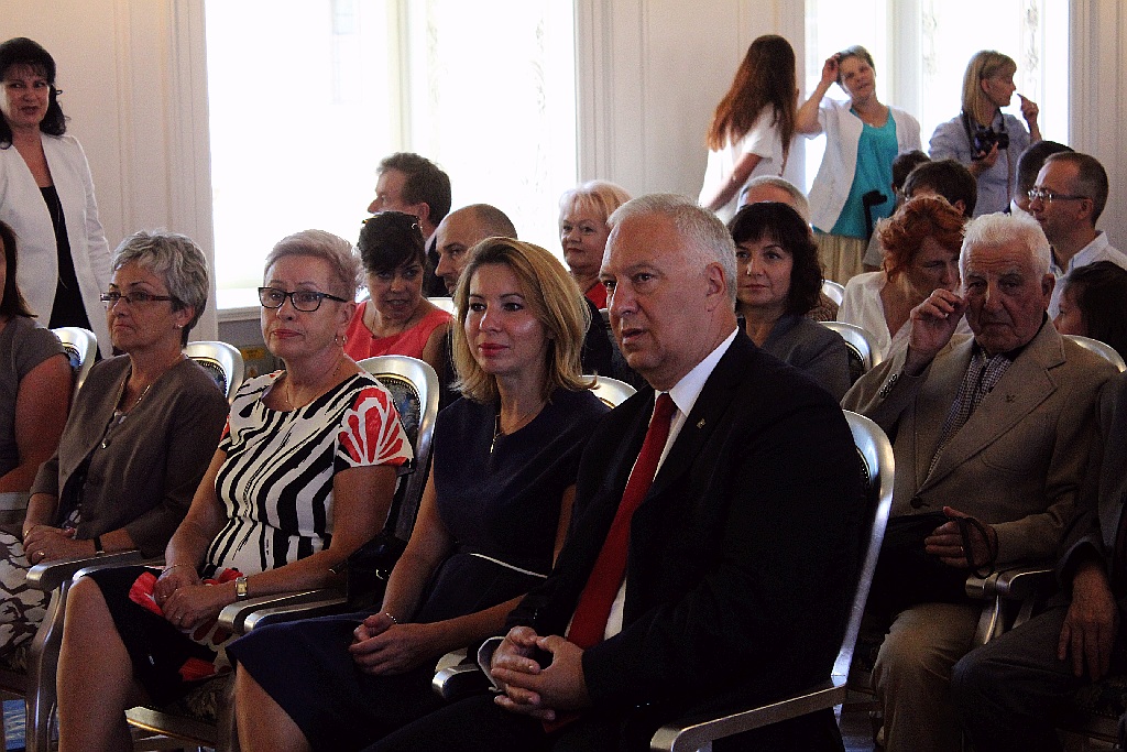 Rok szkolny w Legnicy oficjalnie i uroczyście zainaugurowany